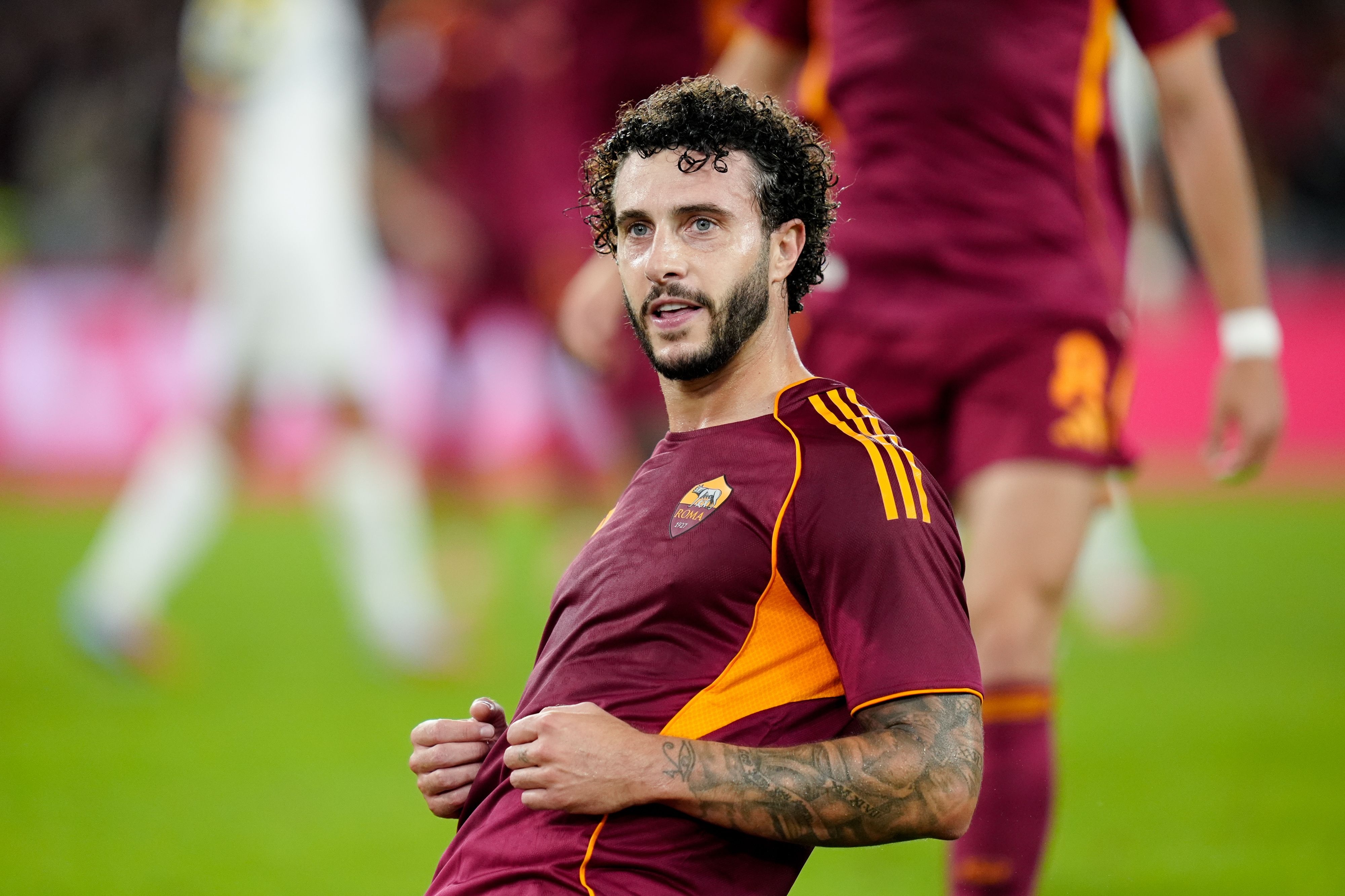 开云体育下载入口-记者：埃尔莫索本周一参加罗马全队合练，苏莱开始回训练场训练